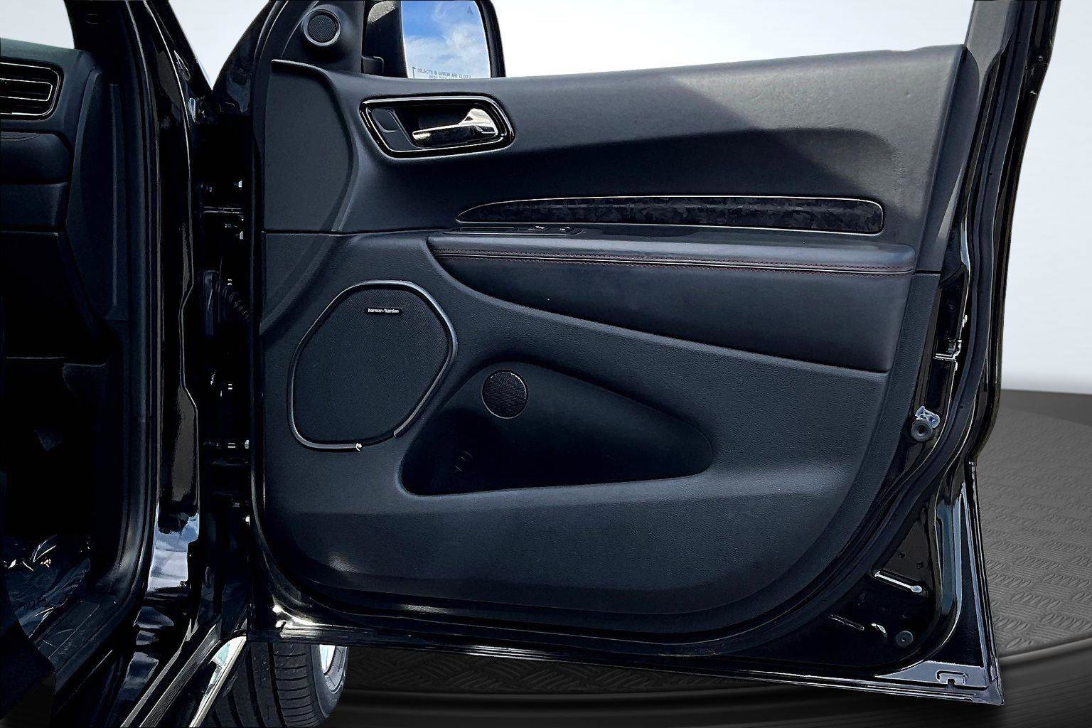 Used 2023 Dodge Durango R/T image 24