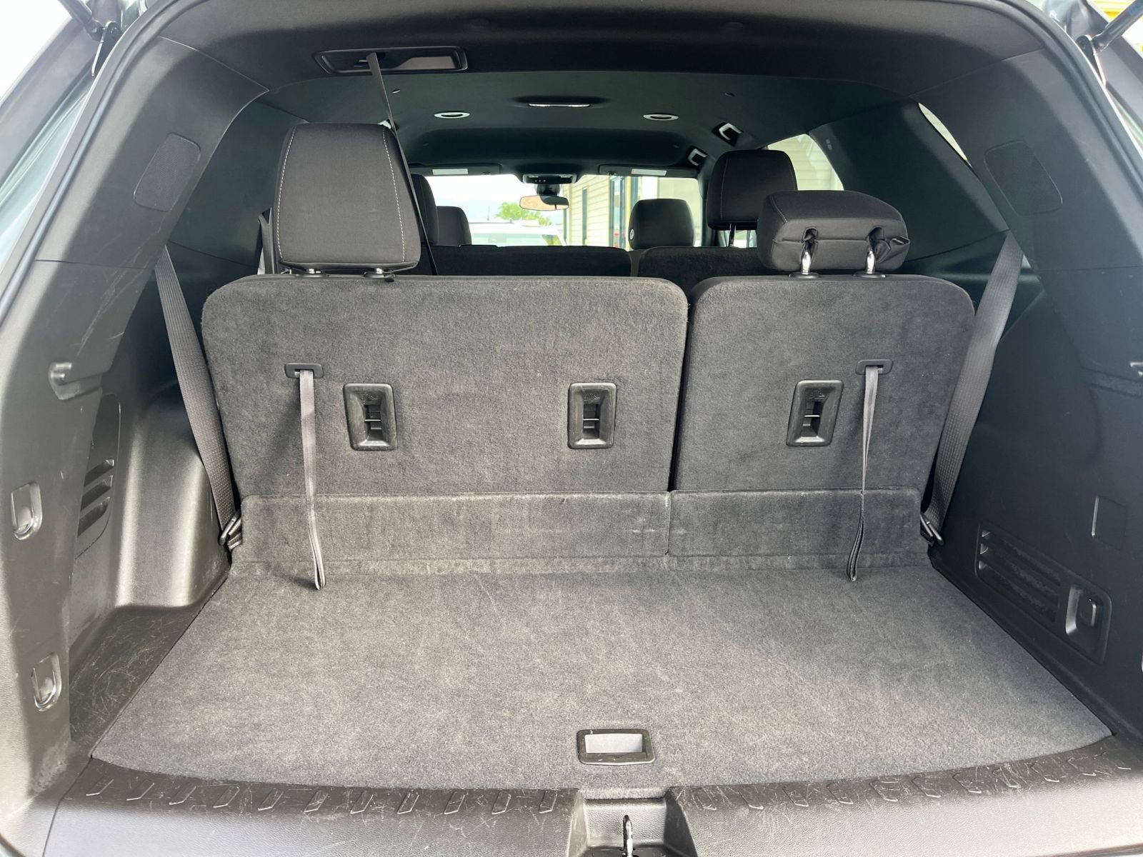 Used 2023 Chevrolet Traverse LT image 31