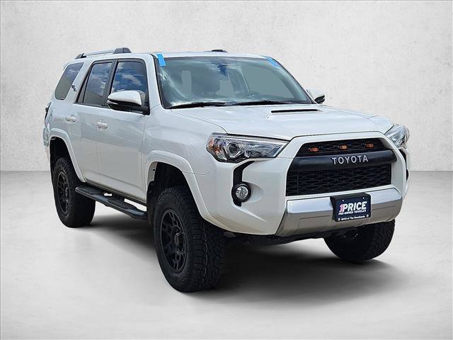 Used 2018 Toyota 4Runner TRD Off-Road Premium AWD/4WD image 3