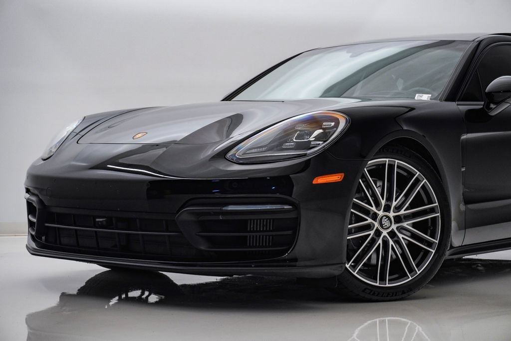 Used 2021 Porsche Panamera RWD image 4