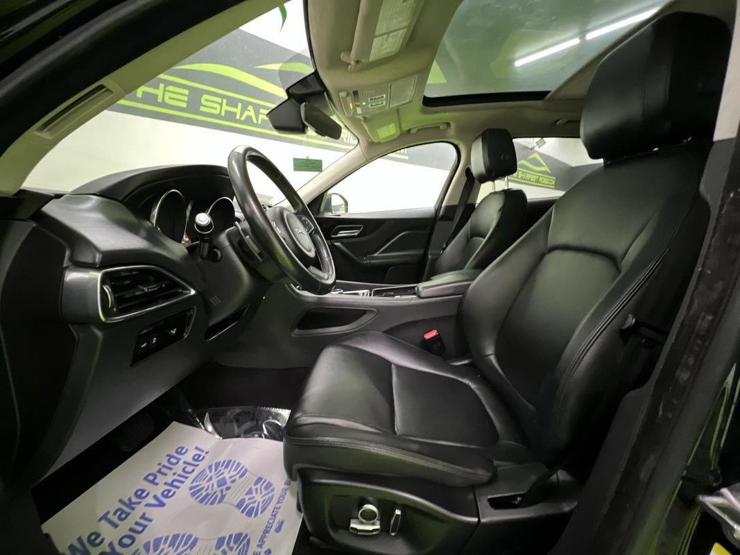 Used 2020 Jaguar F-PACE Premium AWD/4WD image 17