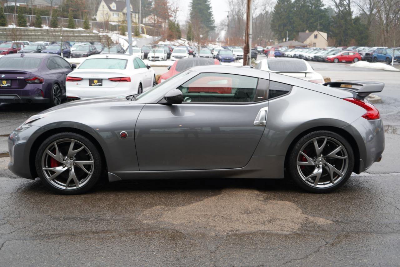 Used 2016 Nissan 370Z Coupe image 11