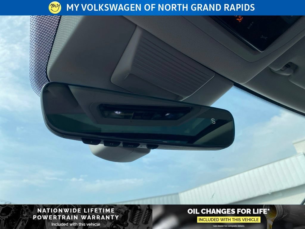 New 2026 Volkswagen Tiguan SE AWD/4WD image 12