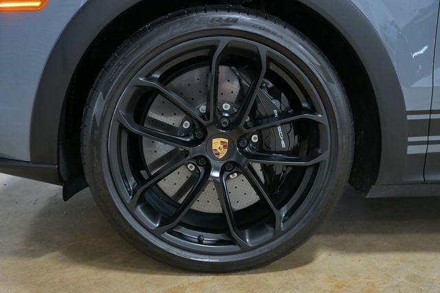 Used 2022 Porsche Cayenne Turbo GT AWD/4WD image 9