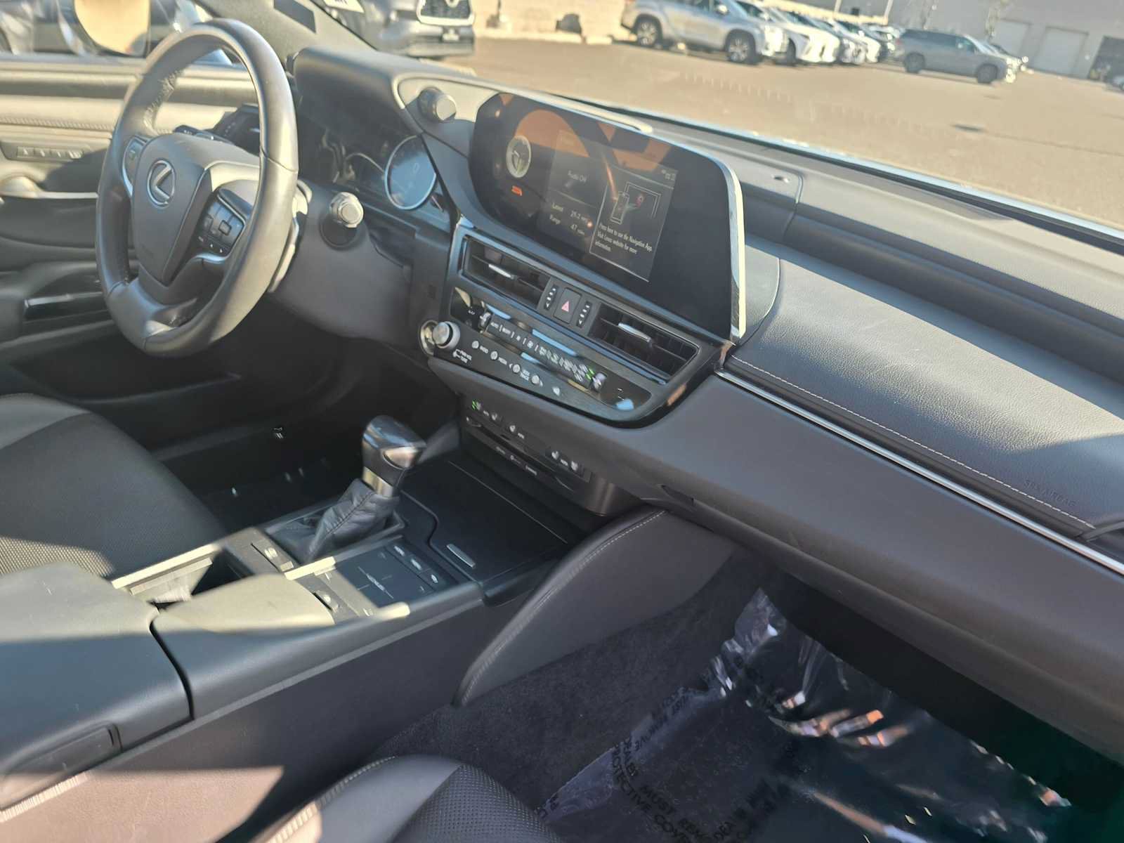 Certified 2022 Lexus ES 350 w/ Premium Package FWD image 11