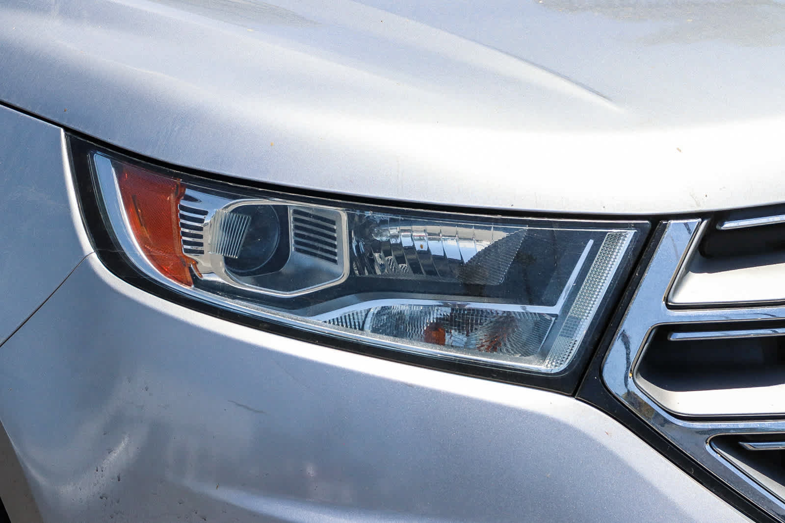 Used 2017 Ford Edge SEL w/ Equipment Group 201A FWD image 16