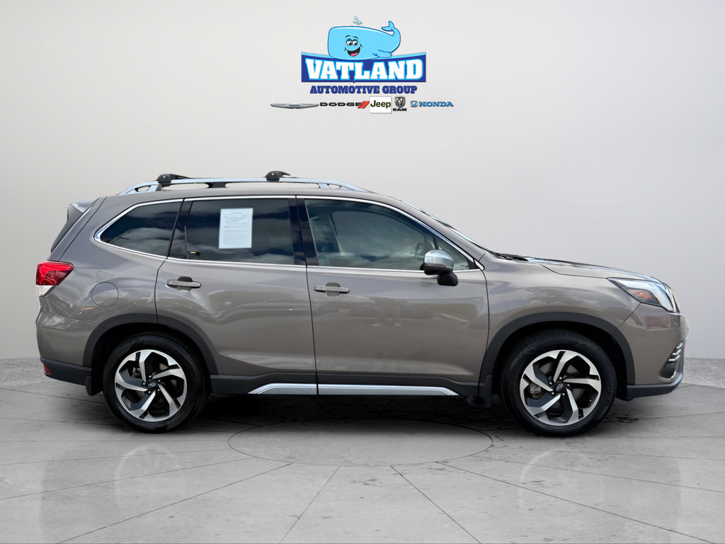 Used 2023 Subaru Forester Touring AWD/4WD image 6