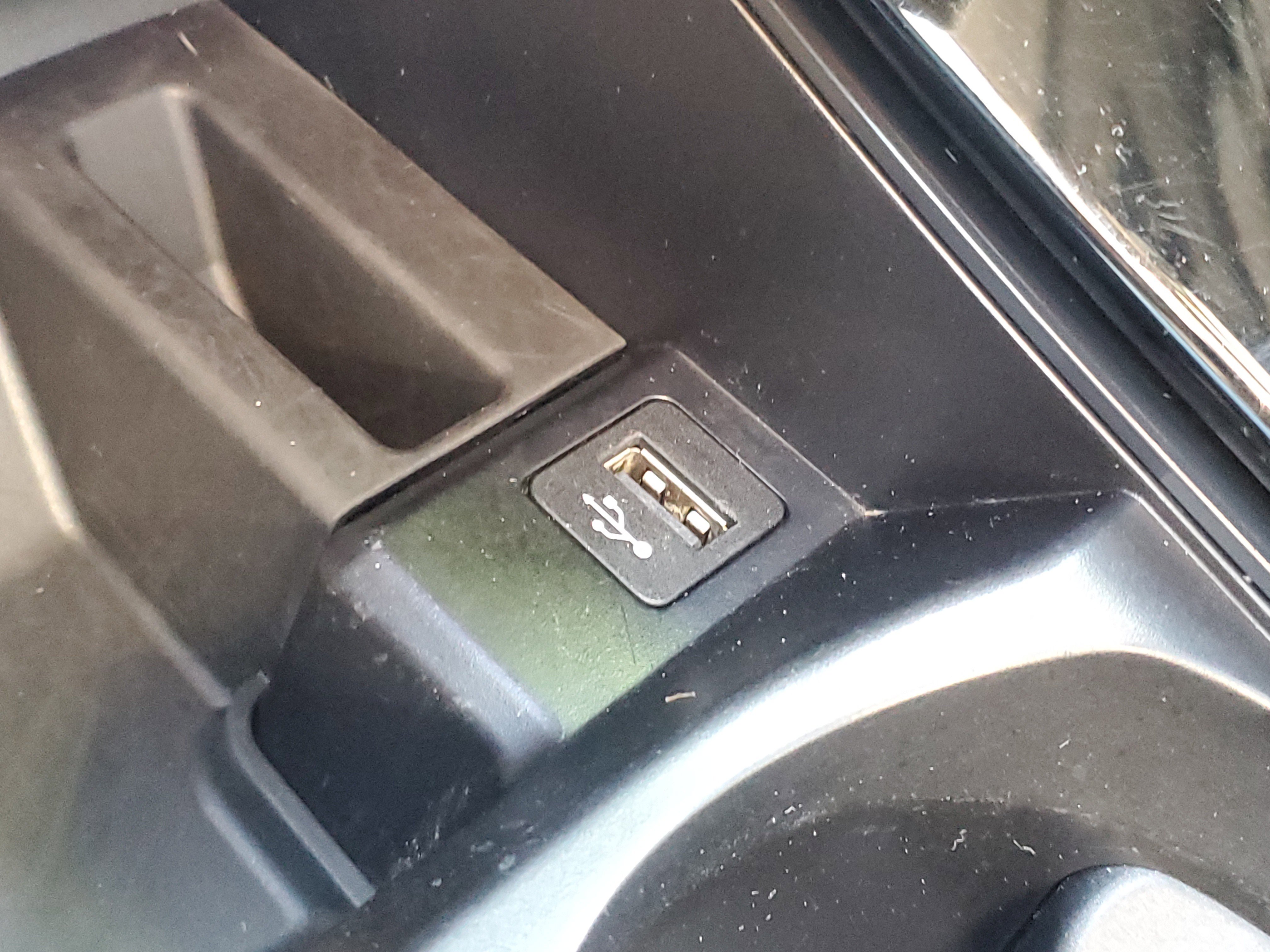 Certified 2023 BMW X4 xDrive30i w/ Premium Package image 21