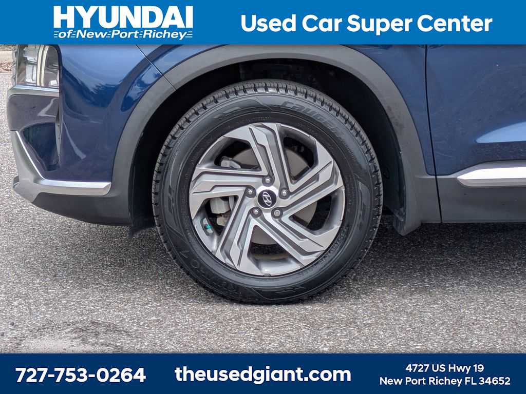 Certified 2022 Hyundai Santa Fe SEL FWD image 9
