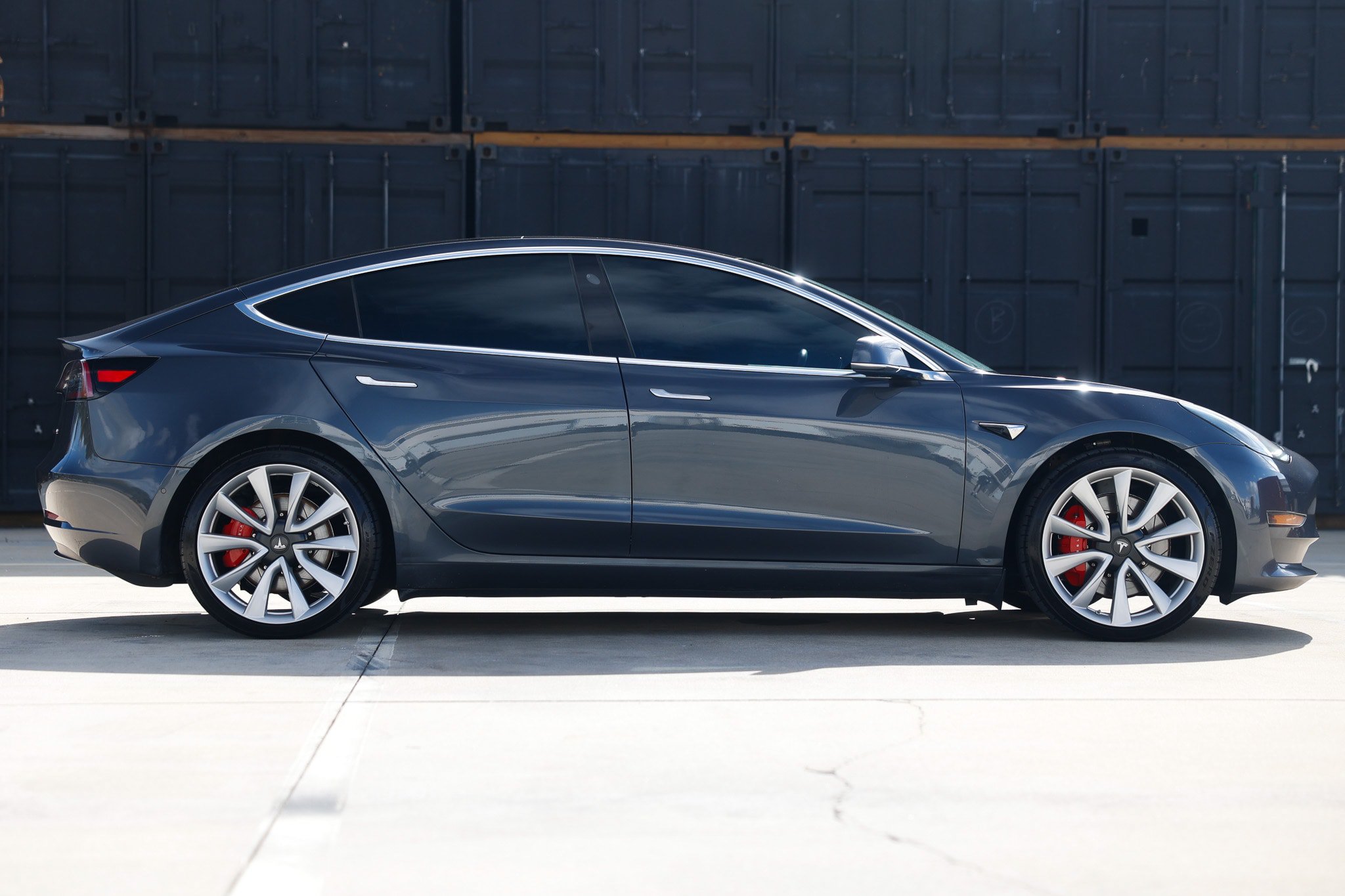 Used 2018 Tesla Model 3 Performance AWD/4WD image 18