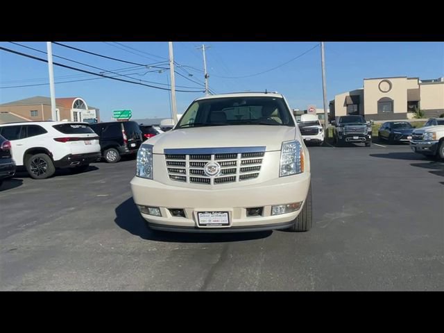 Used 2012 Cadillac Escalade EXT Premium image 3
