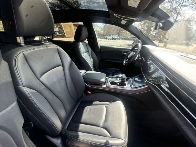 Used 2019 Audi Q8 Premium w/ Convenience Package image 27
