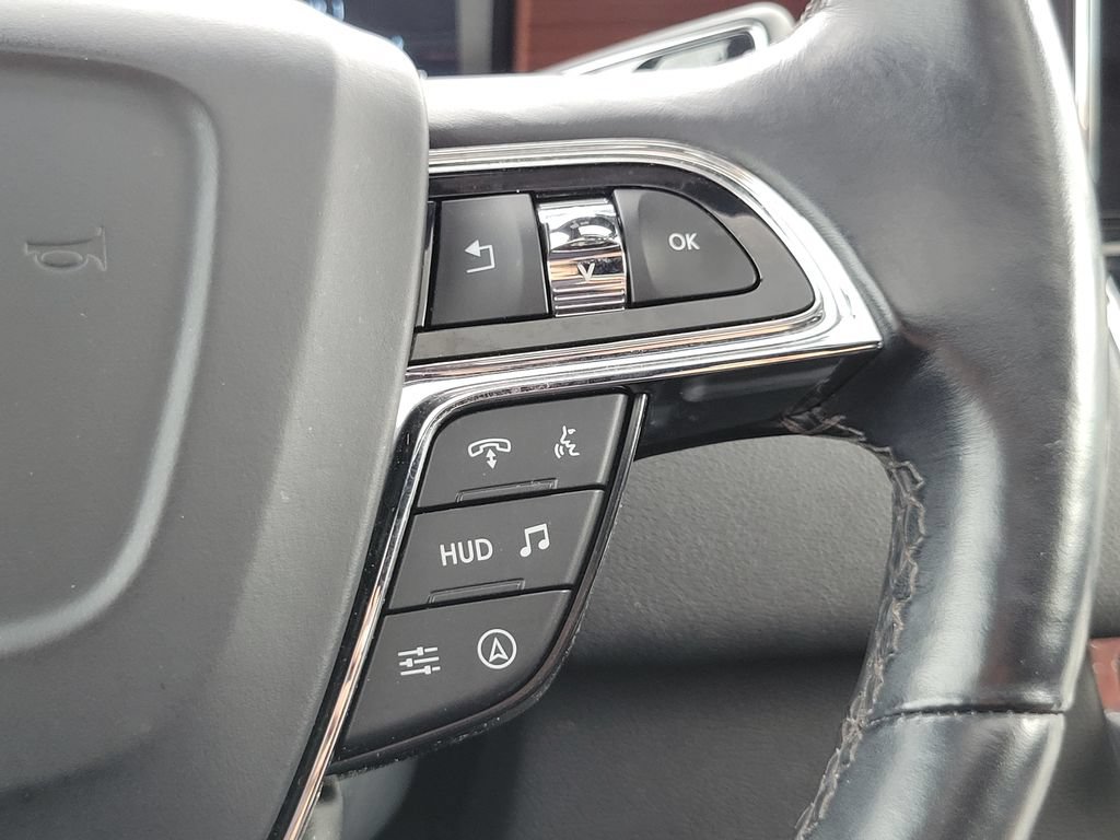 Used 2024 Lincoln Navigator Reserve AWD/4WD image 16