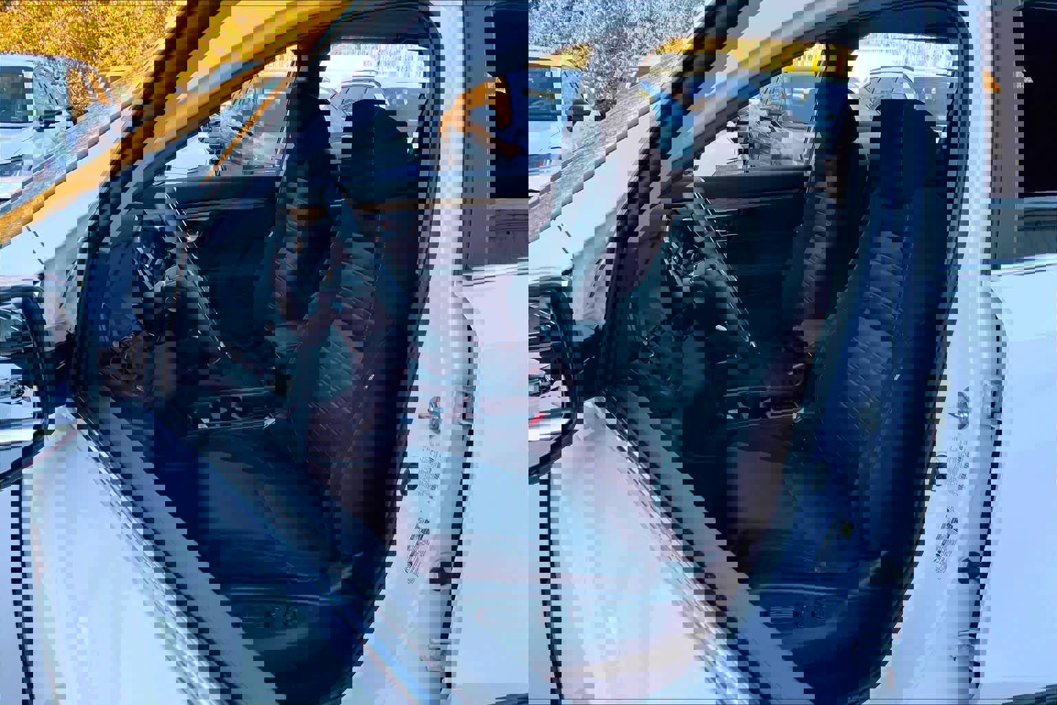 Used 2019 Honda CR-V EX image 8