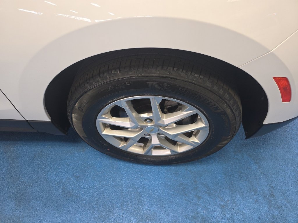Certified 2024 Chevrolet Equinox LT FWD image 9