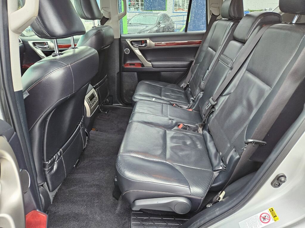 Used 2013 Lexus GX 460 Premium image 12