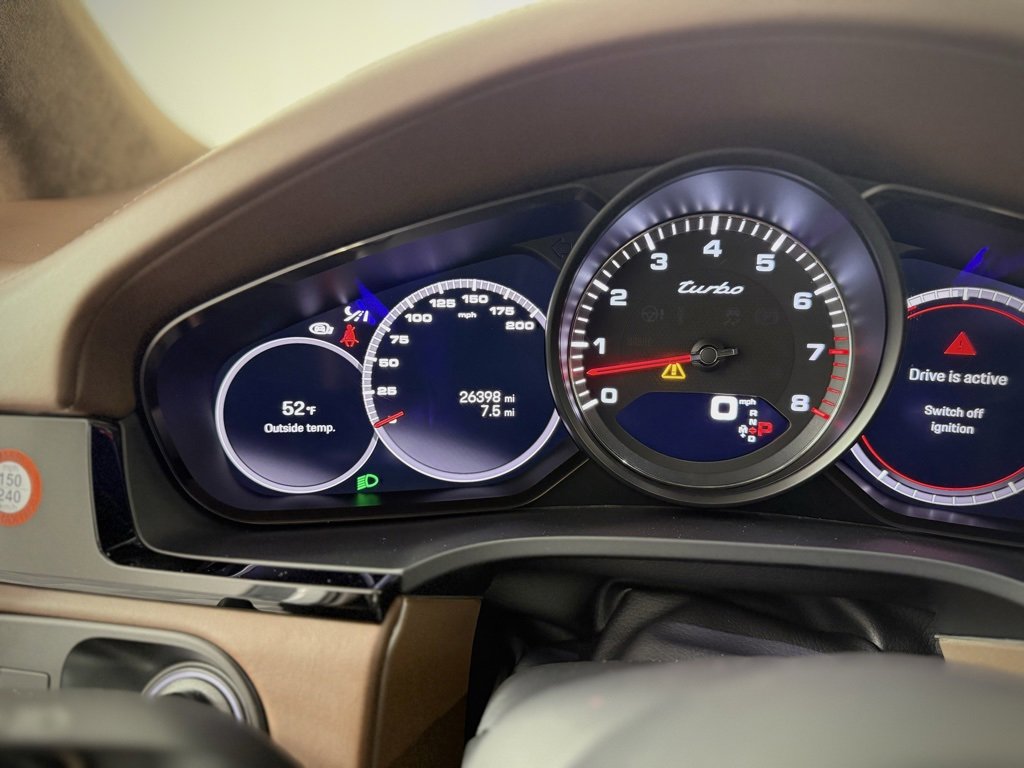 Used 2022 Porsche Cayenne Turbo image 24