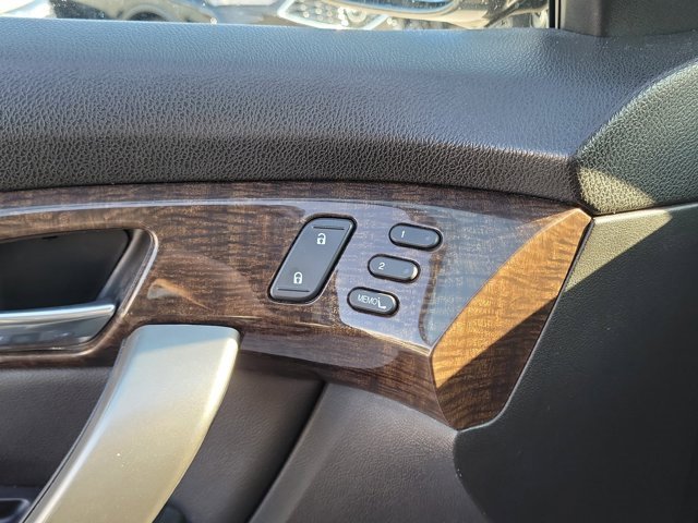 Used 2011 Acura MDX w/ Technology Package image 29