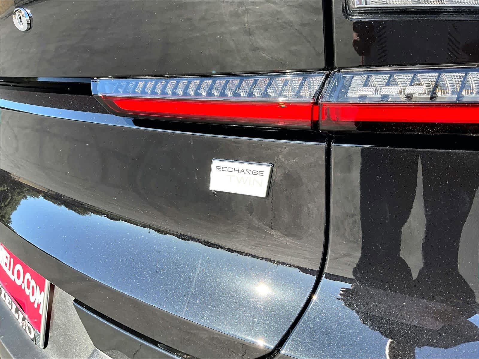 Used 2023 Volvo C40 P8 Recharge Plus w/ Protection Package Premier AWD/4WD image 11