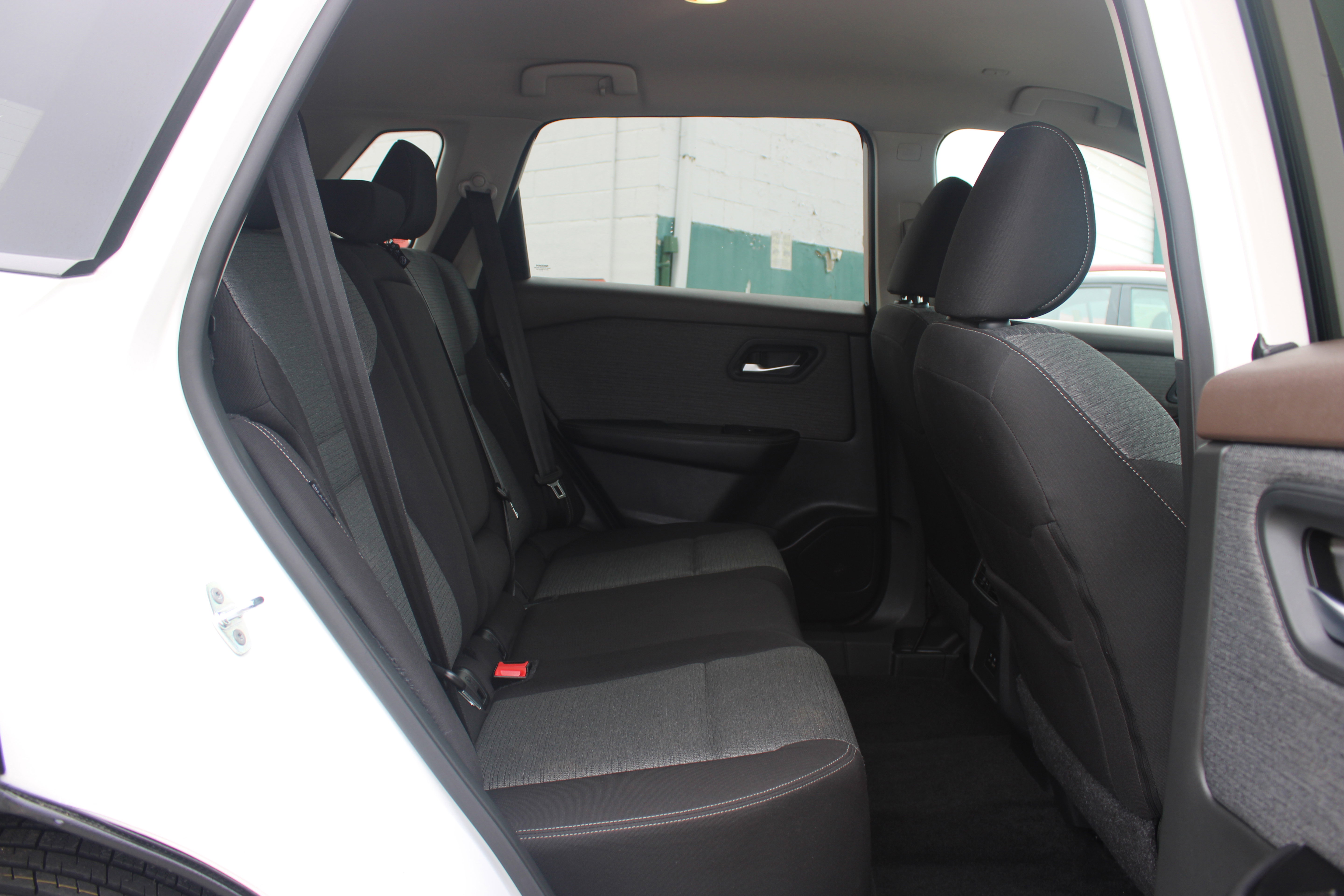 Certified 2023 Nissan Rogue SV image 12