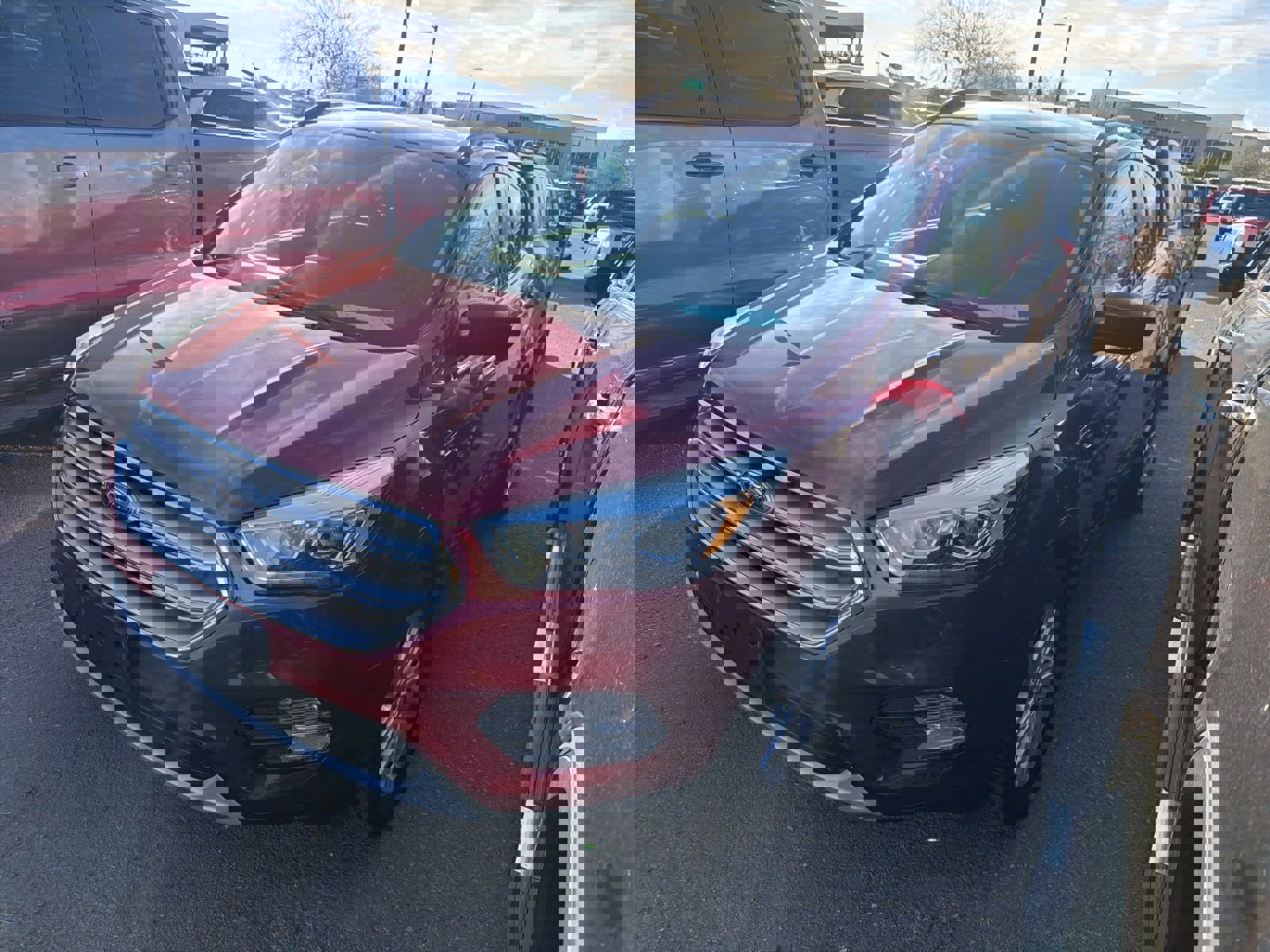 Used 2017 Ford Escape SE w/ SE Leather Comfort Package