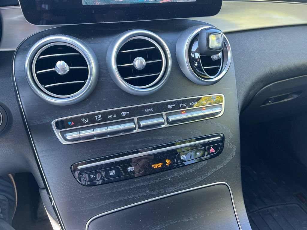Used 2020 Mercedes-Benz GLC 300 4MATIC image 31