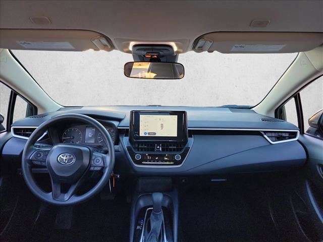 Used 2025 Toyota Corolla LE image 17