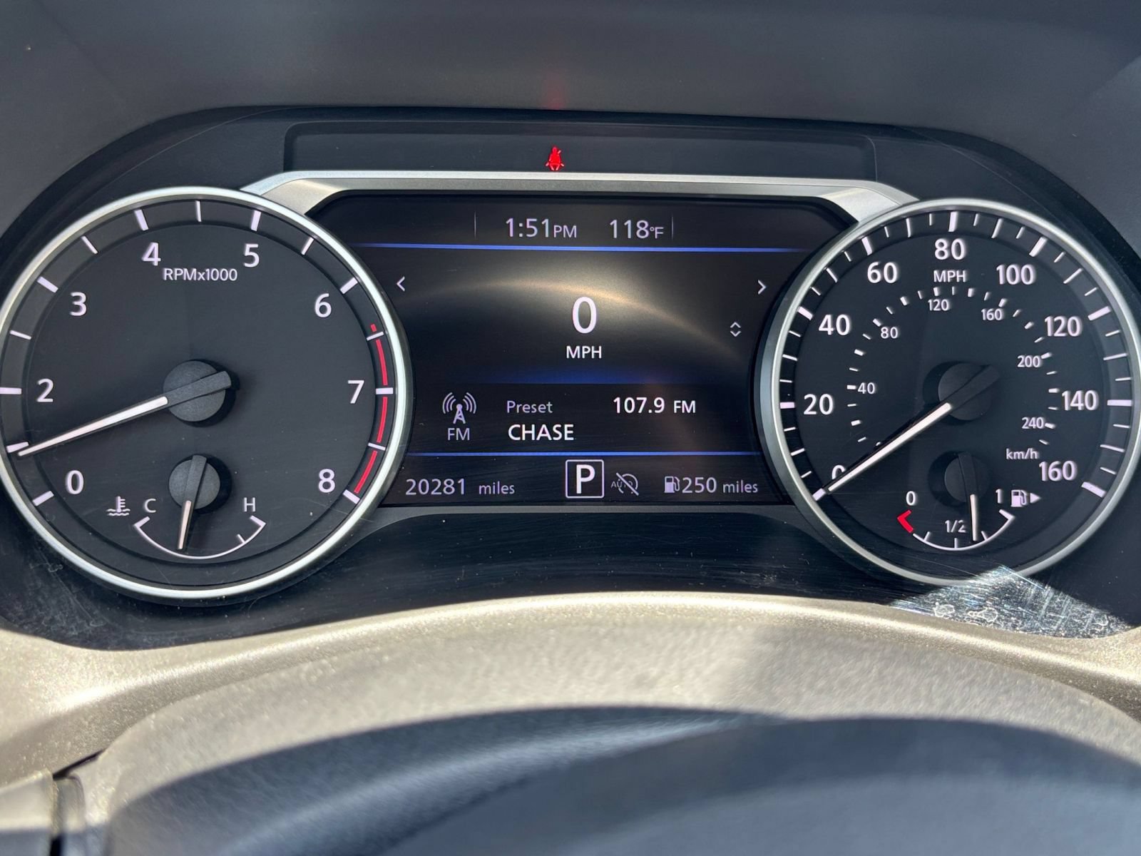 Used 2025 Nissan Sentra SV FWD image 33