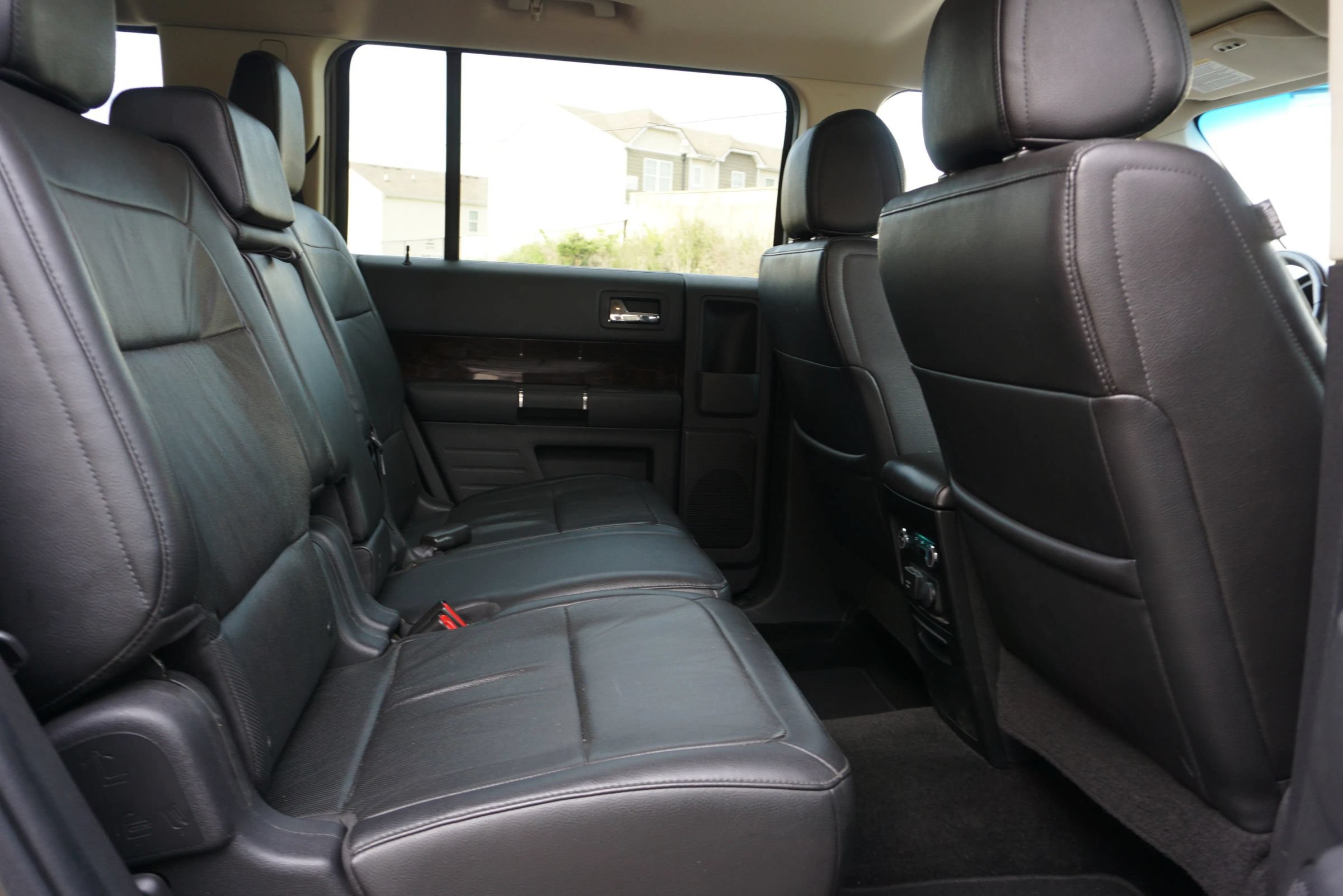Used 2014 Ford Flex Limited w/ Equipment Group 301A FWD image 20