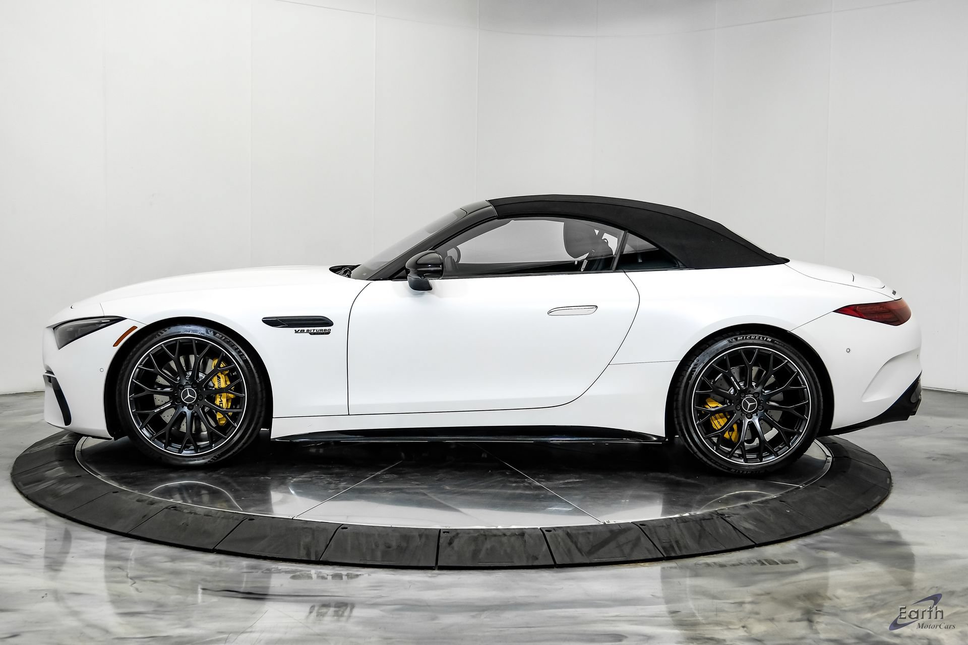Used 2022 Mercedes-Benz SL 63 AMG 4MATIC image 7