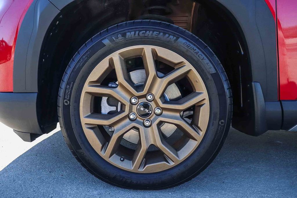 Used 2024 Honda Pilot Touring image 11