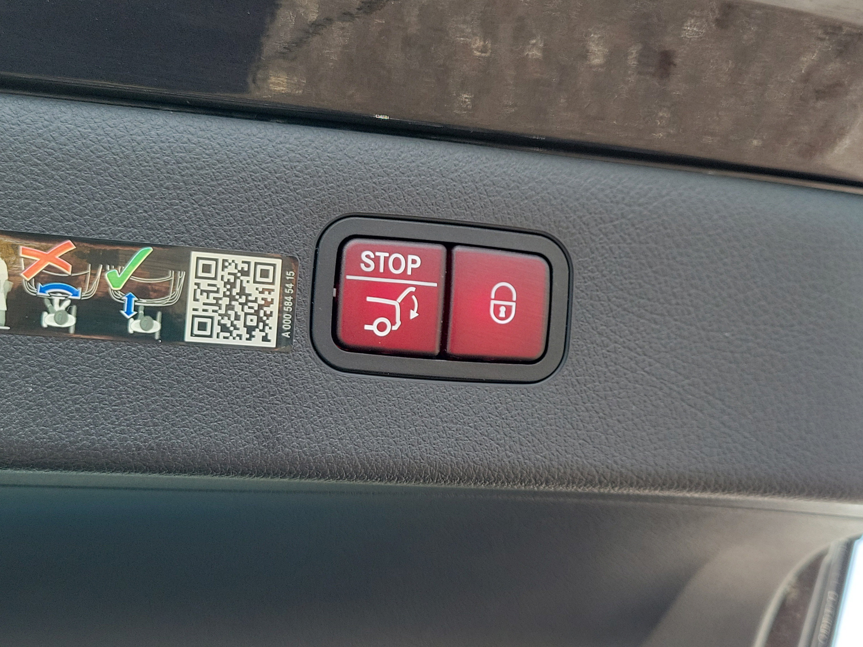 Certified 2024 Mercedes-Benz EQS 580 4MATIC Sedan image 6