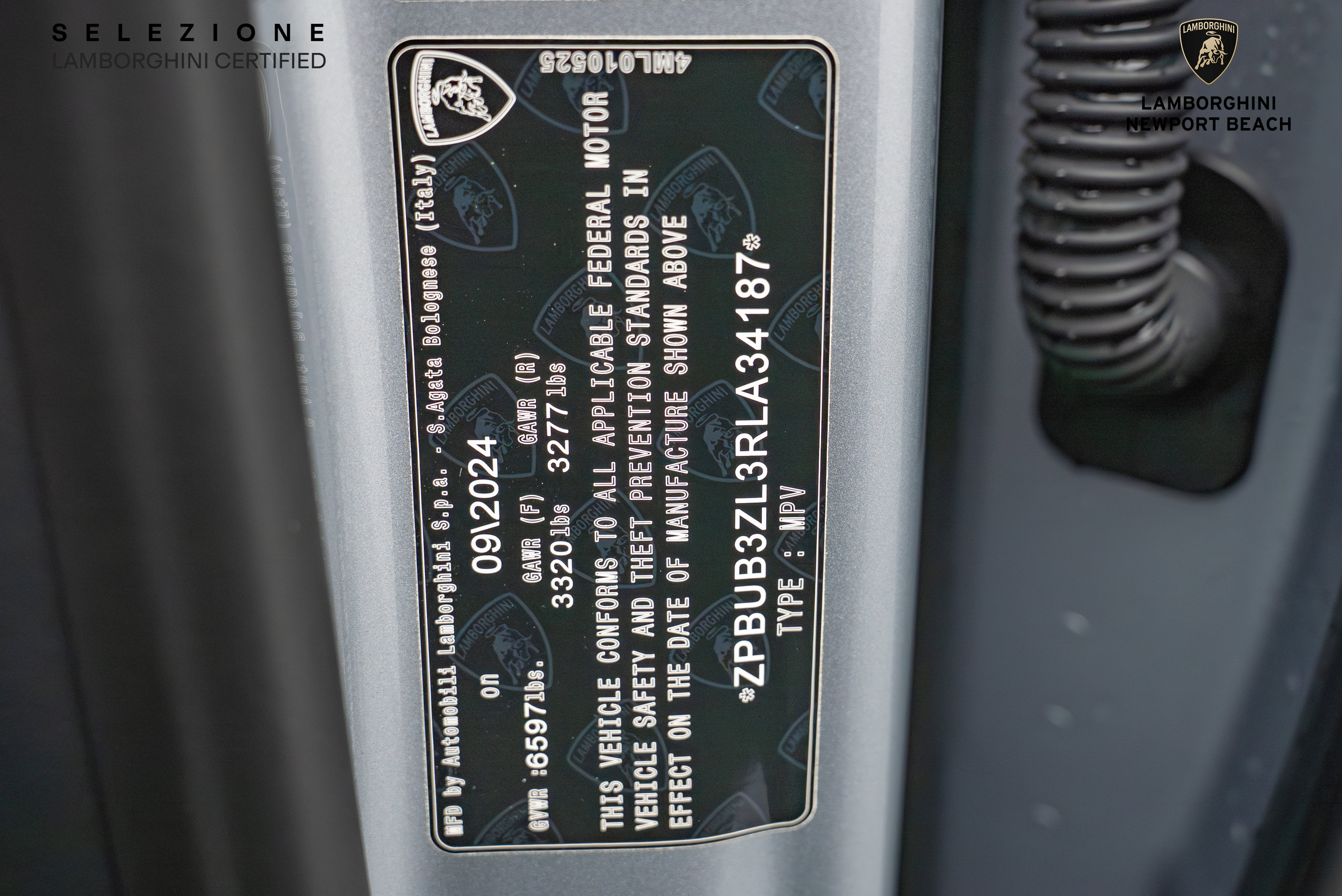 Used 2024 Lamborghini Urus S image 39