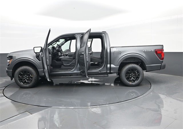 New 2025 Ford F150 XLT w/ Equipment Group 302A MID image 30