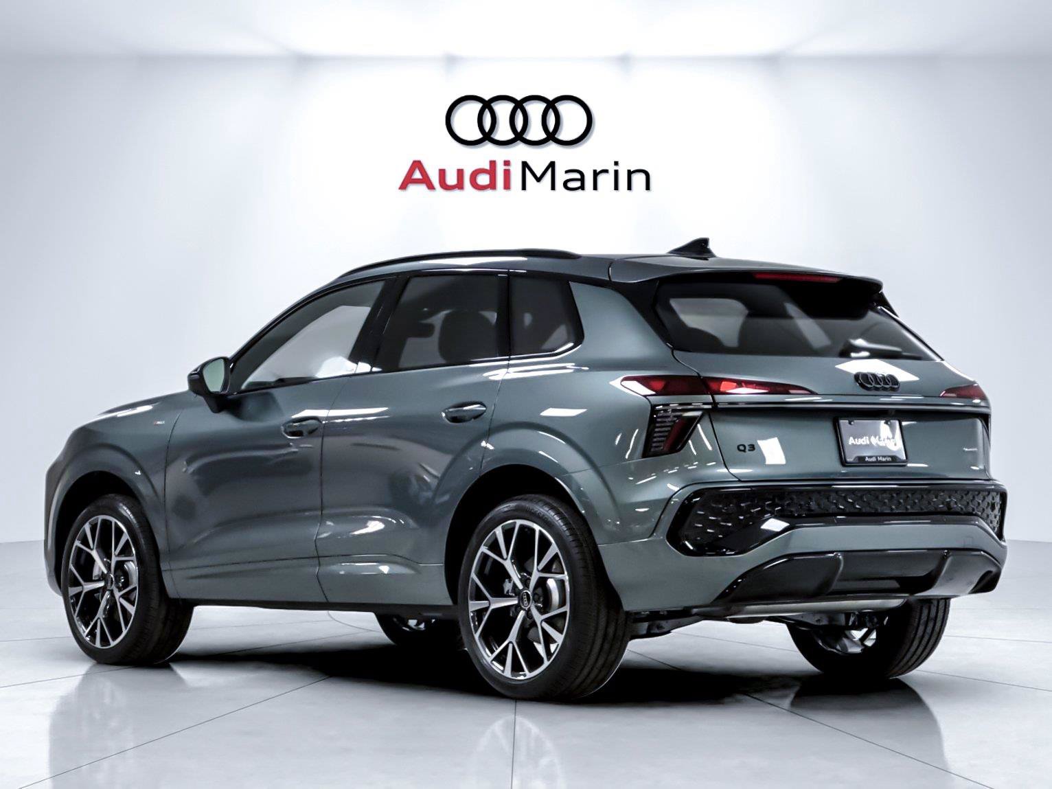 New 2026 Audi Q3 quattro 2.0T AWD/4WD image 3