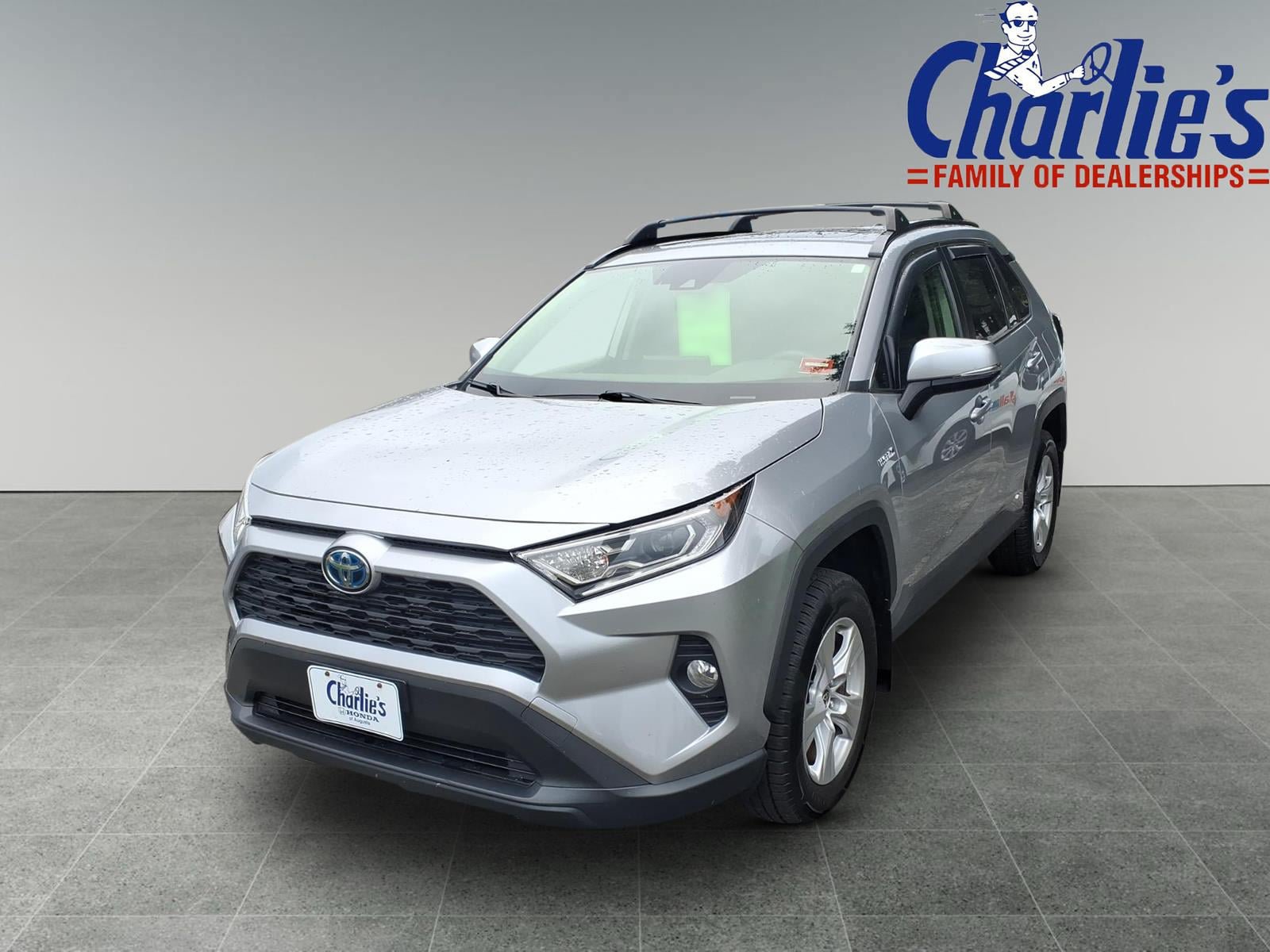 Used 2021 Toyota RAV4 XLE w/ Convenience Package AWD/4WD video 1