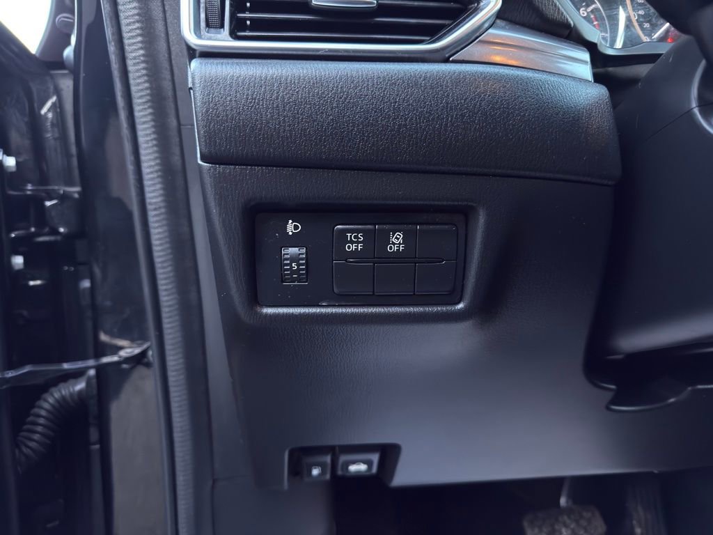 Used 2019 MAZDA CX-5 Sport w/ I-ACTIVSENSE Package image 14