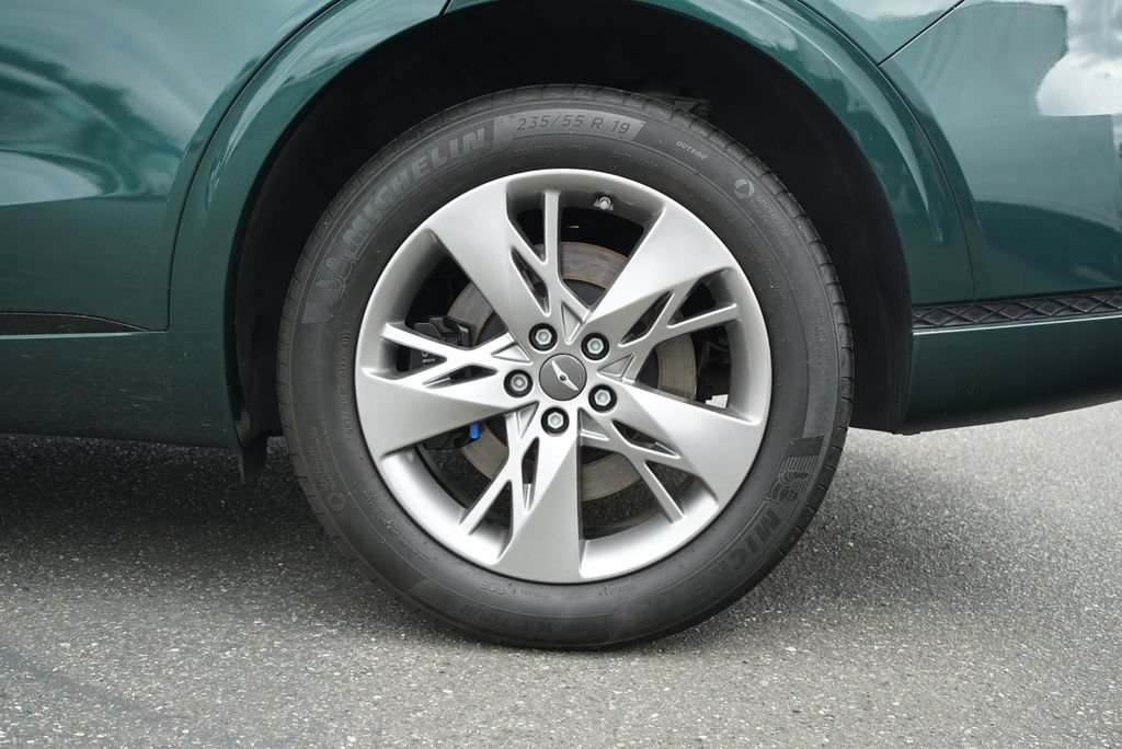 Used 2024 Genesis GV70 3.5T Sport AWD/4WD image 33