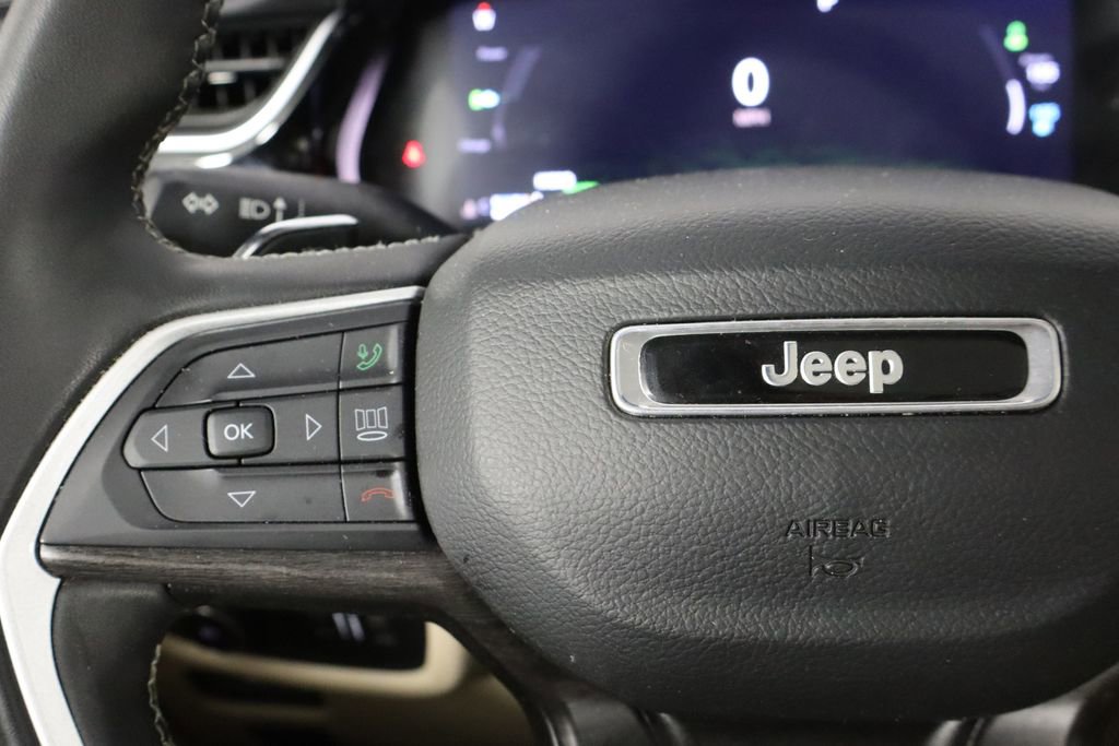 Used 2022 Jeep Grand Cherokee Limited 4xe AWD/4WD image 8