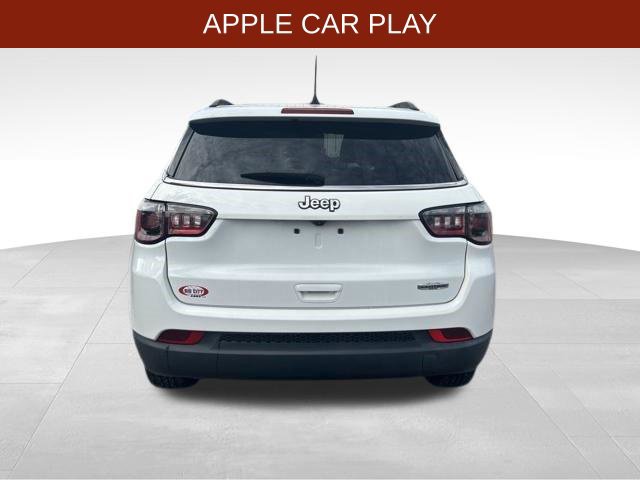 Used 2022 Jeep Compass Latitude FWD image 6