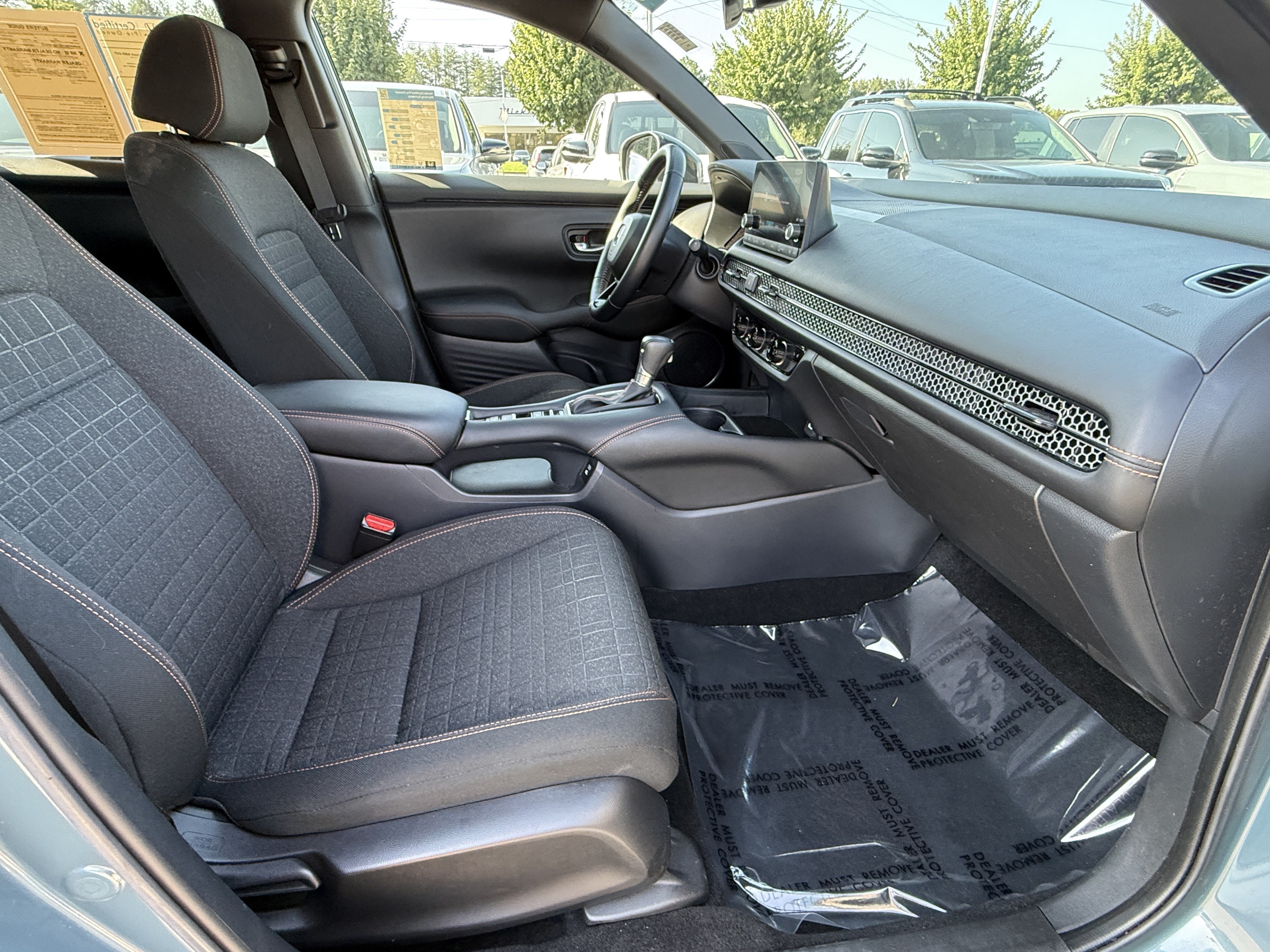 Used 2025 Honda HR-V Sport image 33