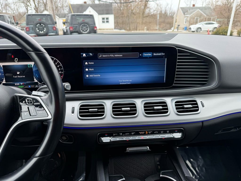 Used 2024 Mercedes-Benz GLE 450e 4MATIC image 29