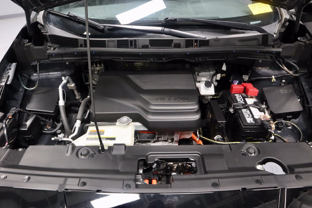 Used 2025 Nissan Leaf S FWD image 16