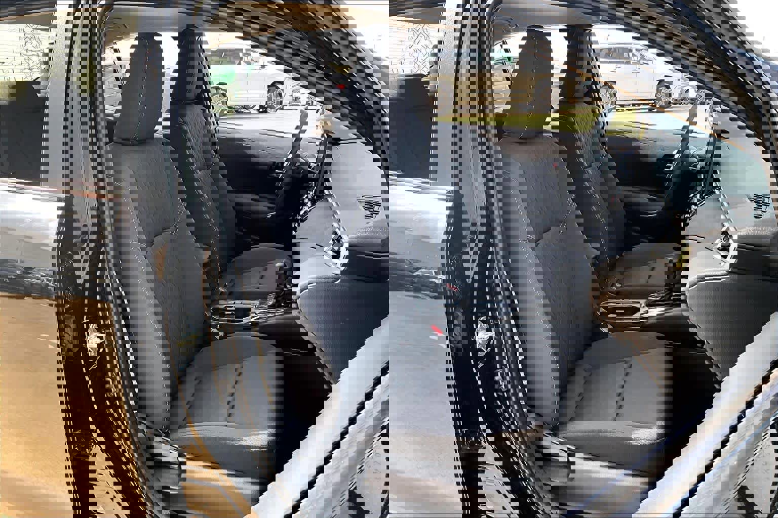 Used 2023 Toyota Corolla LE image 9