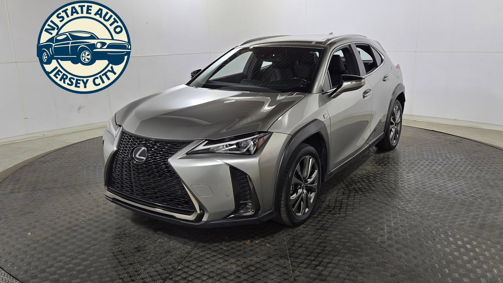 Used 2021 Lexus UX 200 F Sport w/ Accessory Package (Z1) FWD image 3