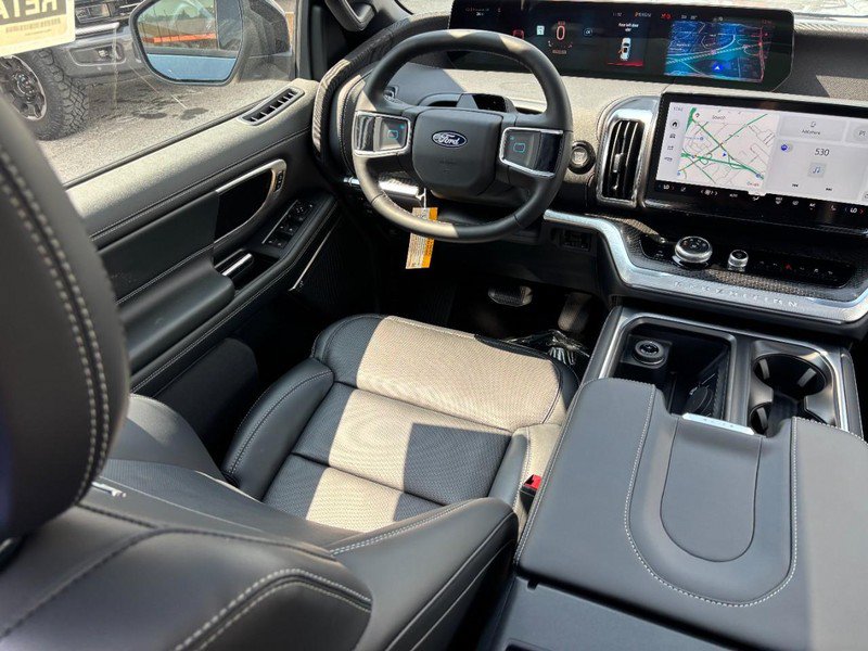 New 2027 Ford Expedition Platinum w/ Stealth Performance Package AWD/4WD image 15