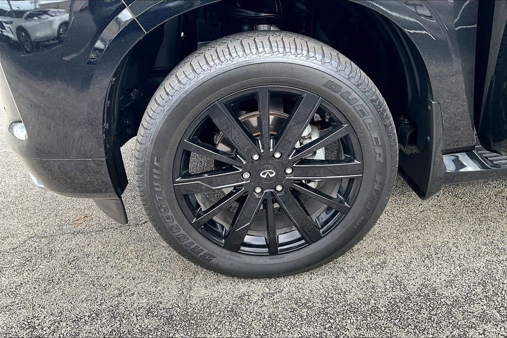 Certified 2025 INFINITI QX80 Pure w/ Cargo Package image 13