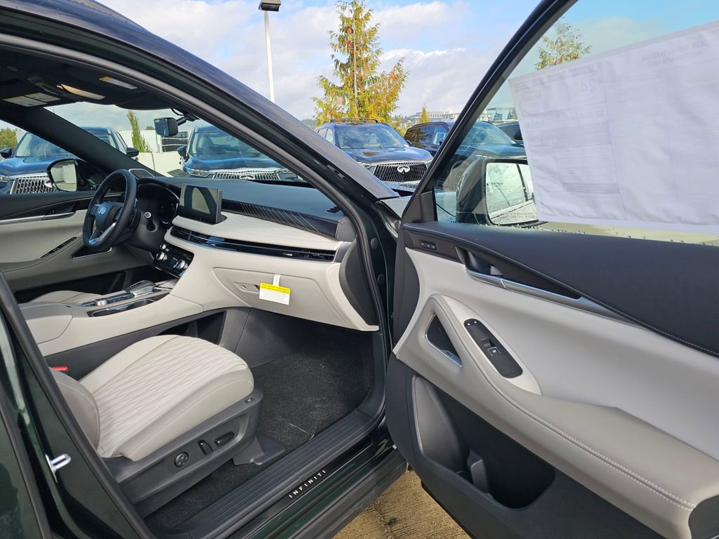 New 2026 INFINITI QX60 Autograph image 12