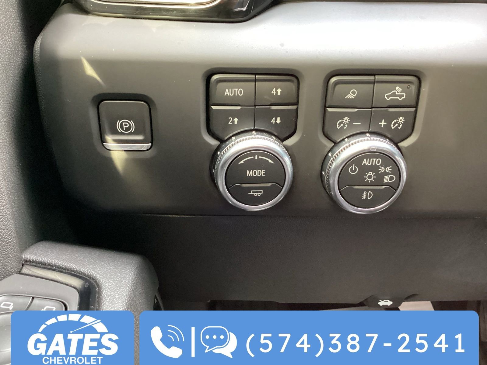 Used 2024 GMC Sierra 2500 AT4 w/ AT4 Premium Plus Package image 29