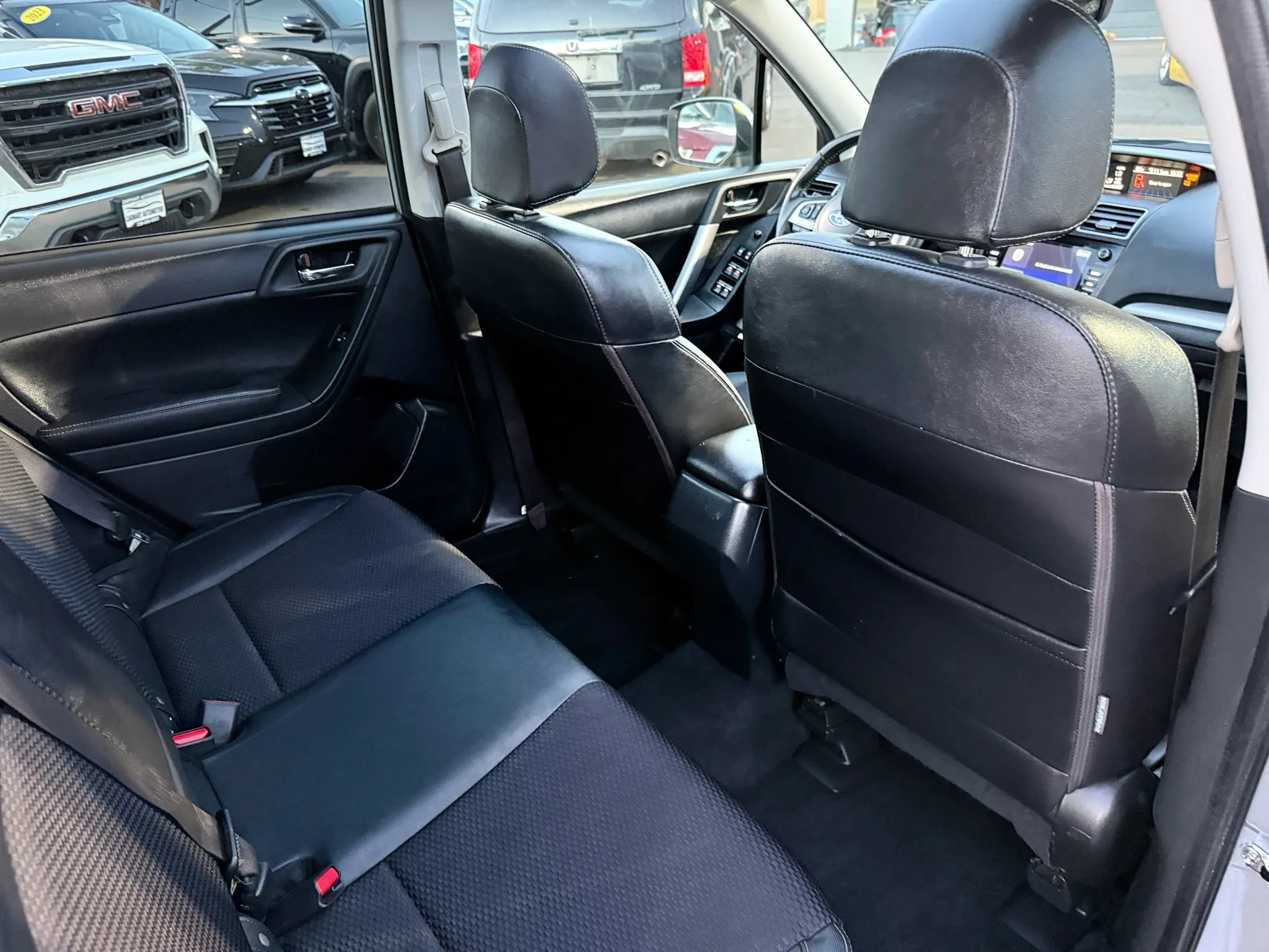 Used 2018 Subaru Forester 2.0XT Premium AWD/4WD image 18